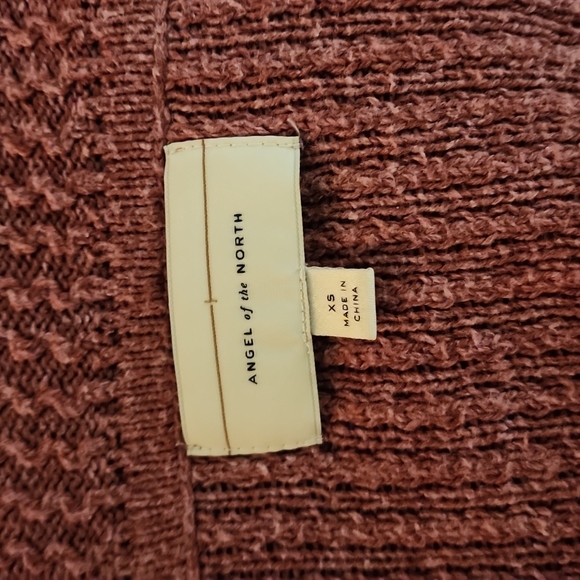 Angel of the North turtle neck sweater - Picture 4 of 4